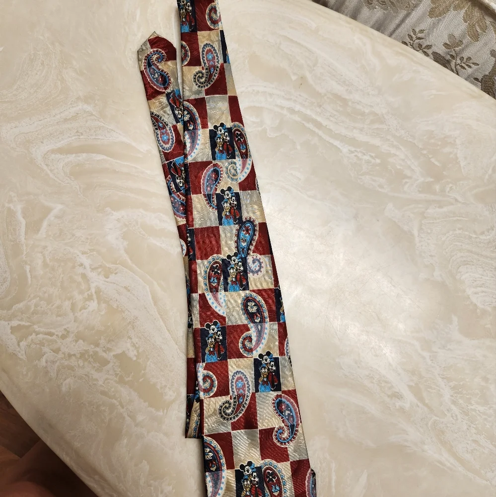 Mickey Unlimited Men's Novelty Necktie Tie Pilot Mickey Mouse & Friends